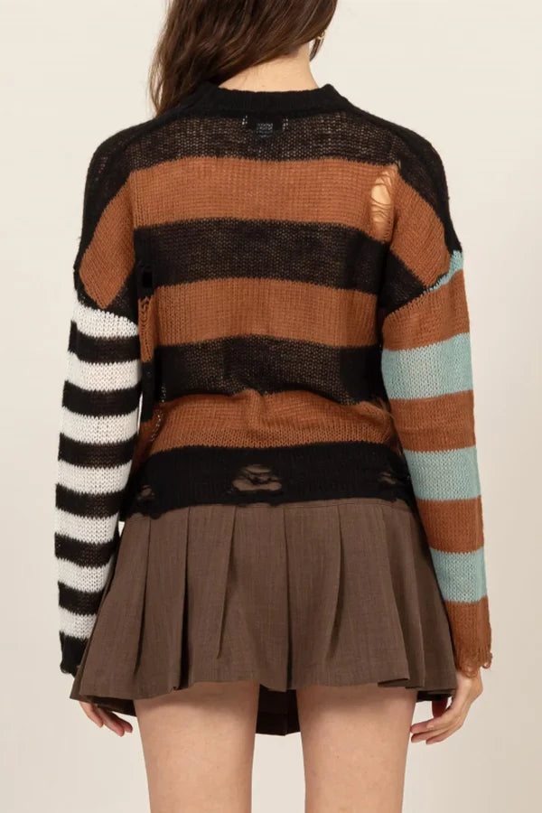 Distressed Daisy Sweater Top - shopminnoe