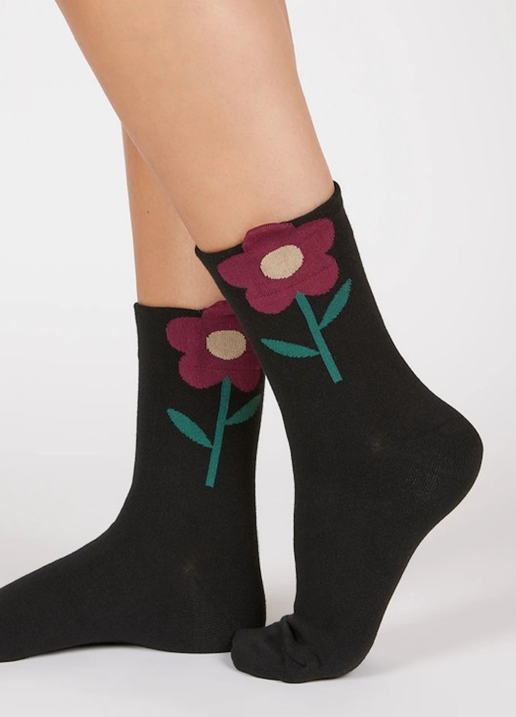 Peekaboo Dark Socks - shopminnoe